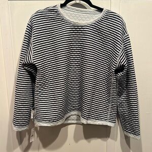 NWT  J Crew Factory Reversible Quilt pullover